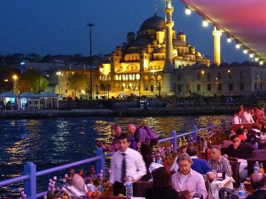 Les Restaurants Du Pont De Galata, Istanbul