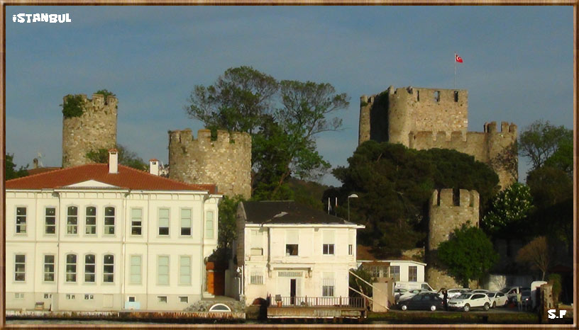 Le Château fort de Anadolu Hisarı, Le Bosphore Istanbul